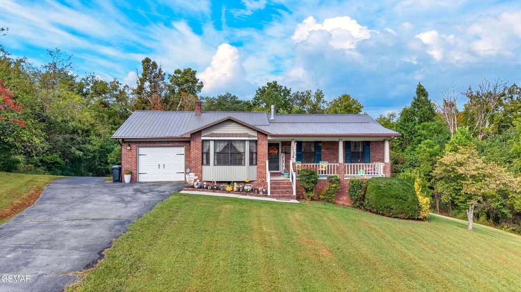155 Paradise Valley, Bean Station