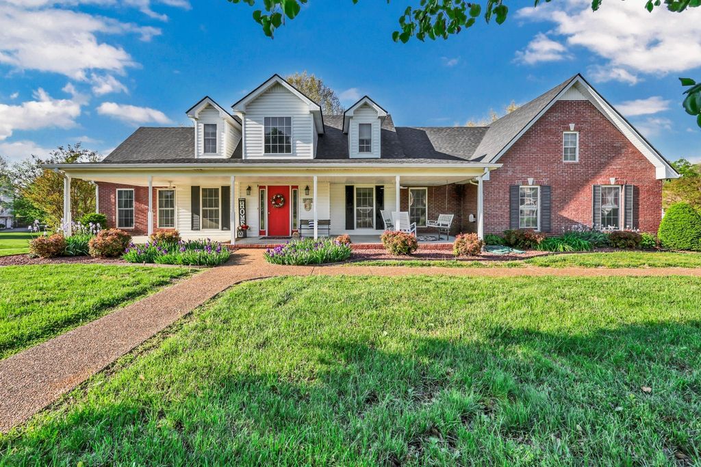 3191 Quincy Ln, Clarksville
