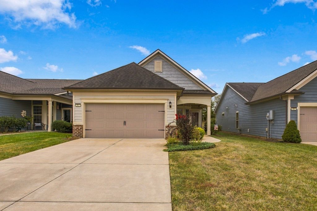 865 Clay Pl, Spring Hill