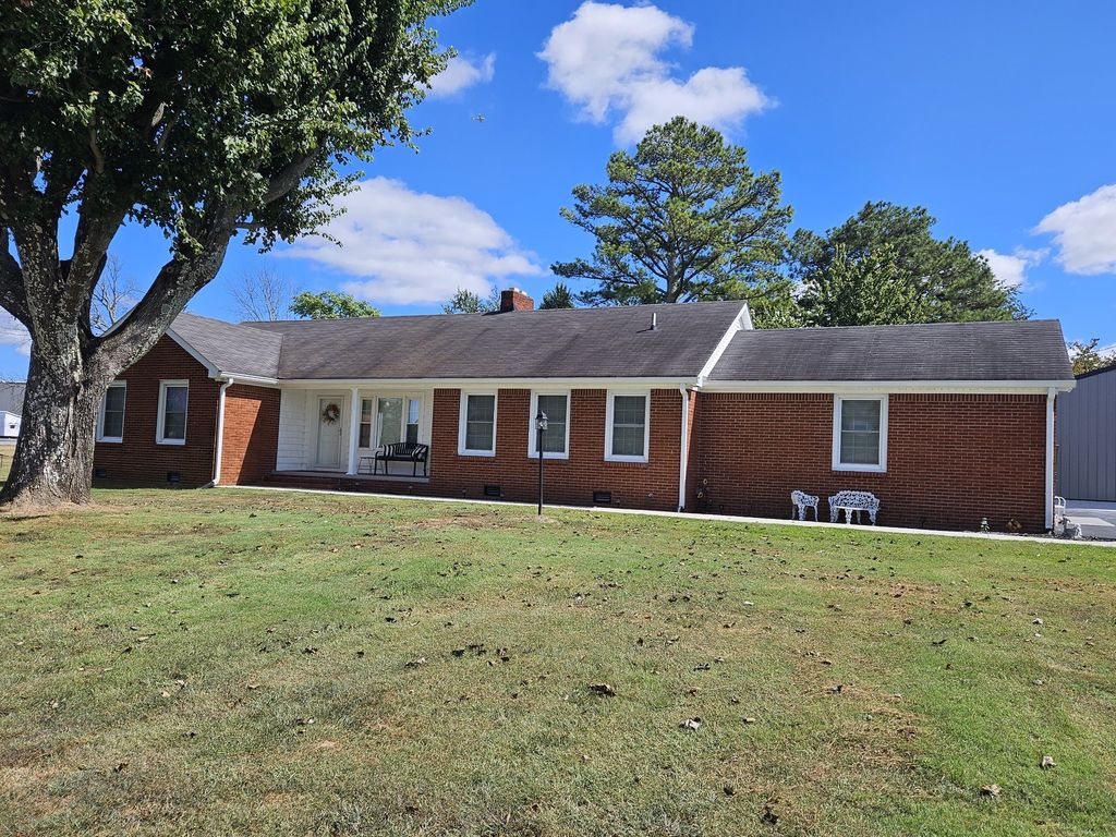 161 Old Highway 52, Lafayette