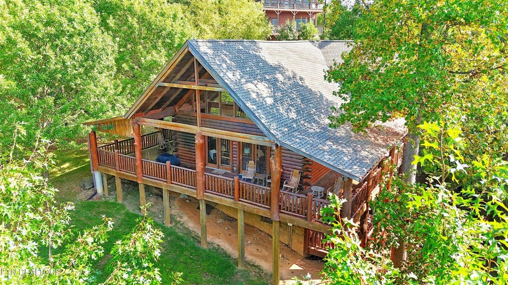 3620 Moonshine Way, Gatlinburg