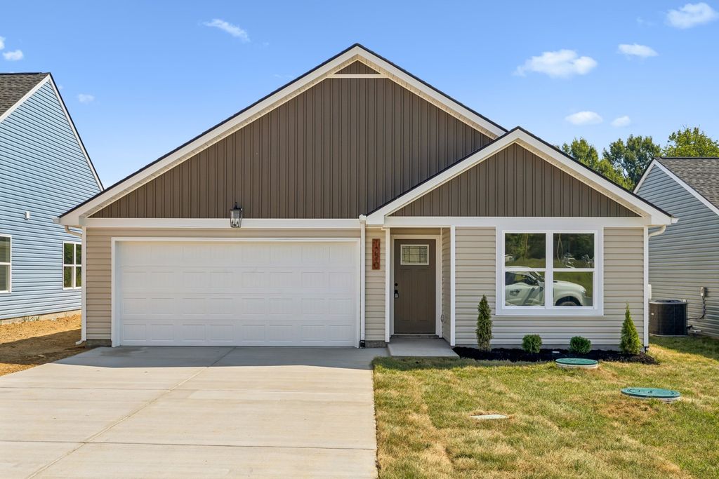 1270 Heflin St E, Cedar Hill