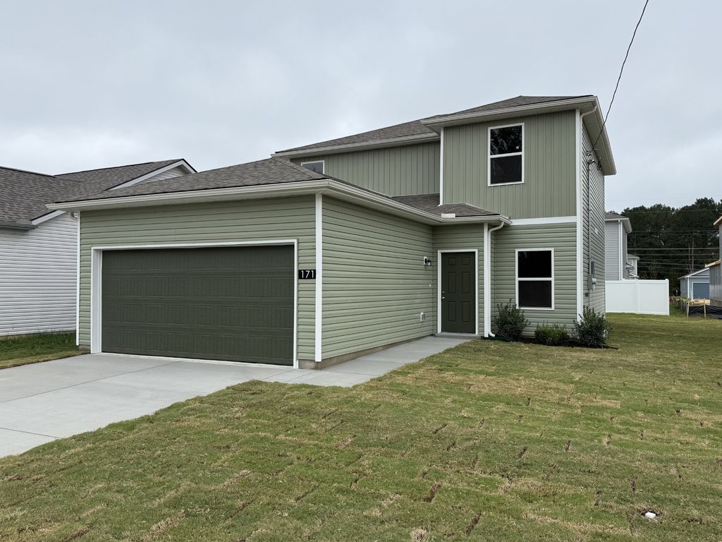 171 Stonehenge Circle, Manchester