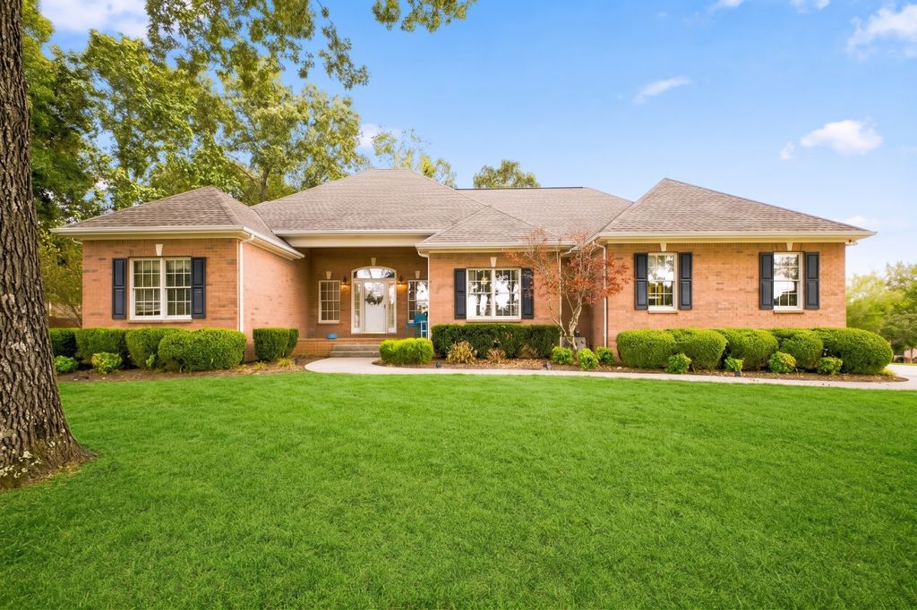 7501 Knight Ln, Fairview