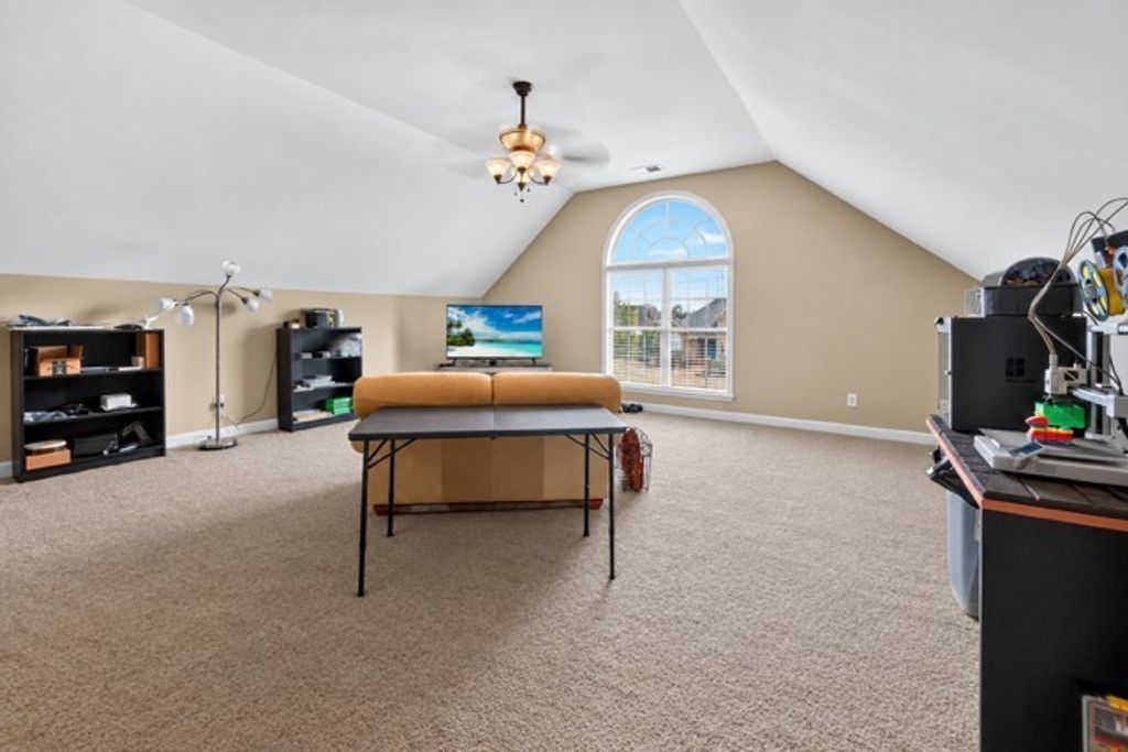 404 Cobblestone Way, Mount Juliet