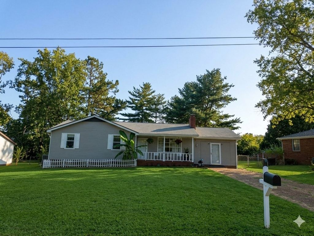 111 N Hampton Ct, Smyrna
