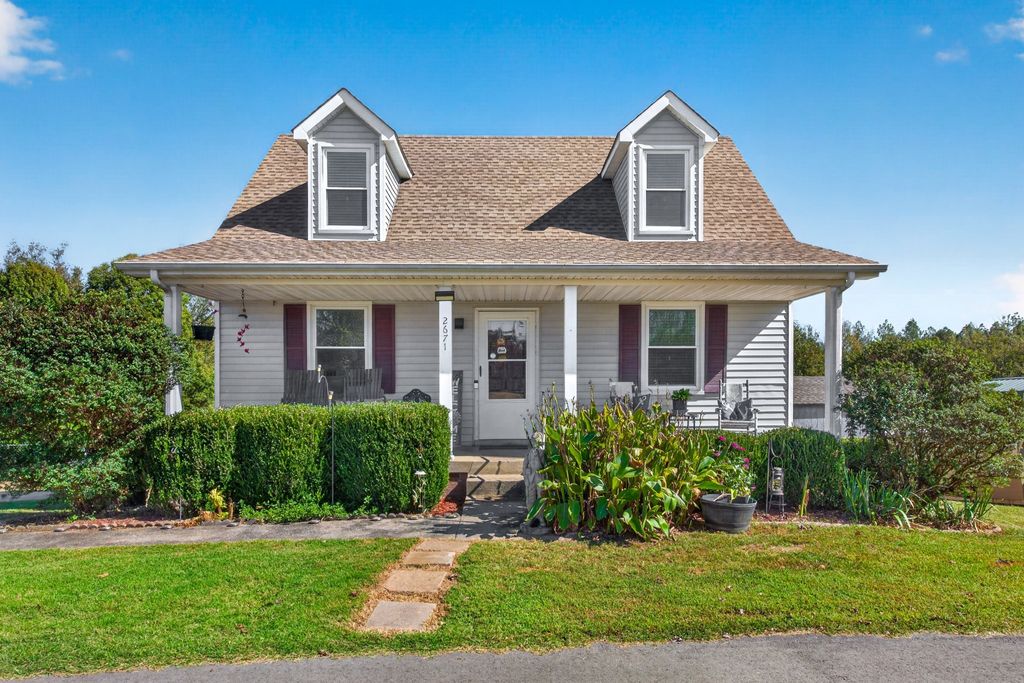 2671 Holt Ln, Clarksville
