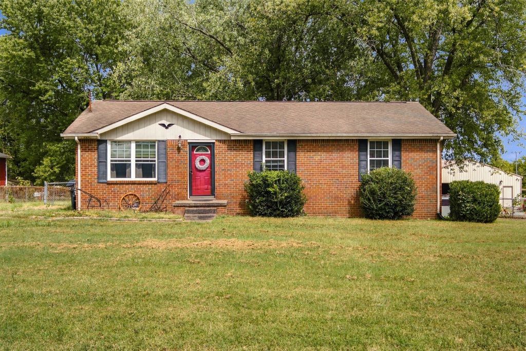 1494 Ridgewood Ct W, Gallatin