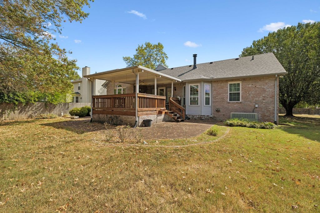 1401 Joe Pyron Dr, Madison