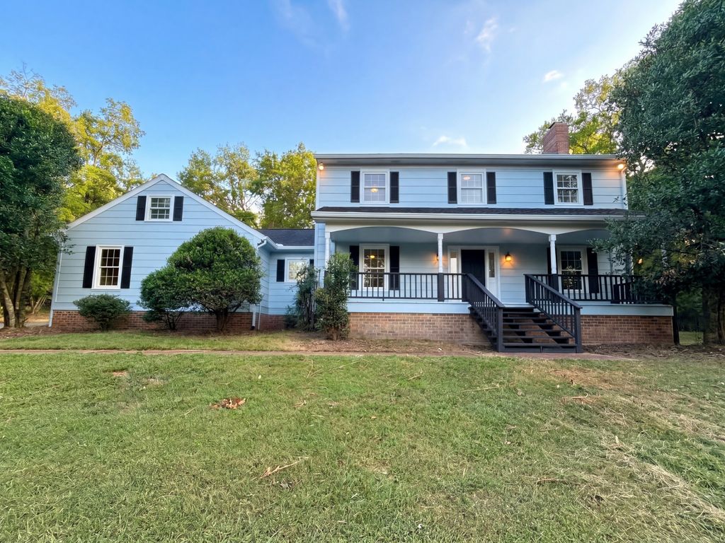 1104 Lakewood Dr, Gallatin