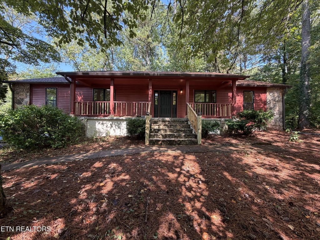 4436 Timberlake Drive, Louisville