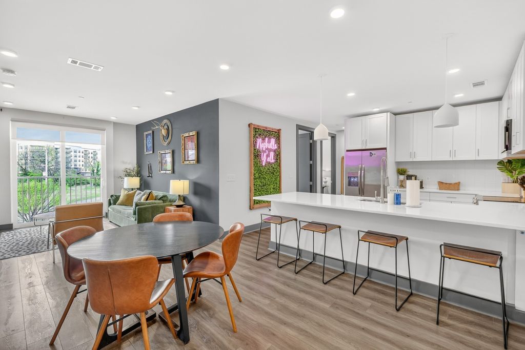 65 Lindsley Ave 409, Nashville
