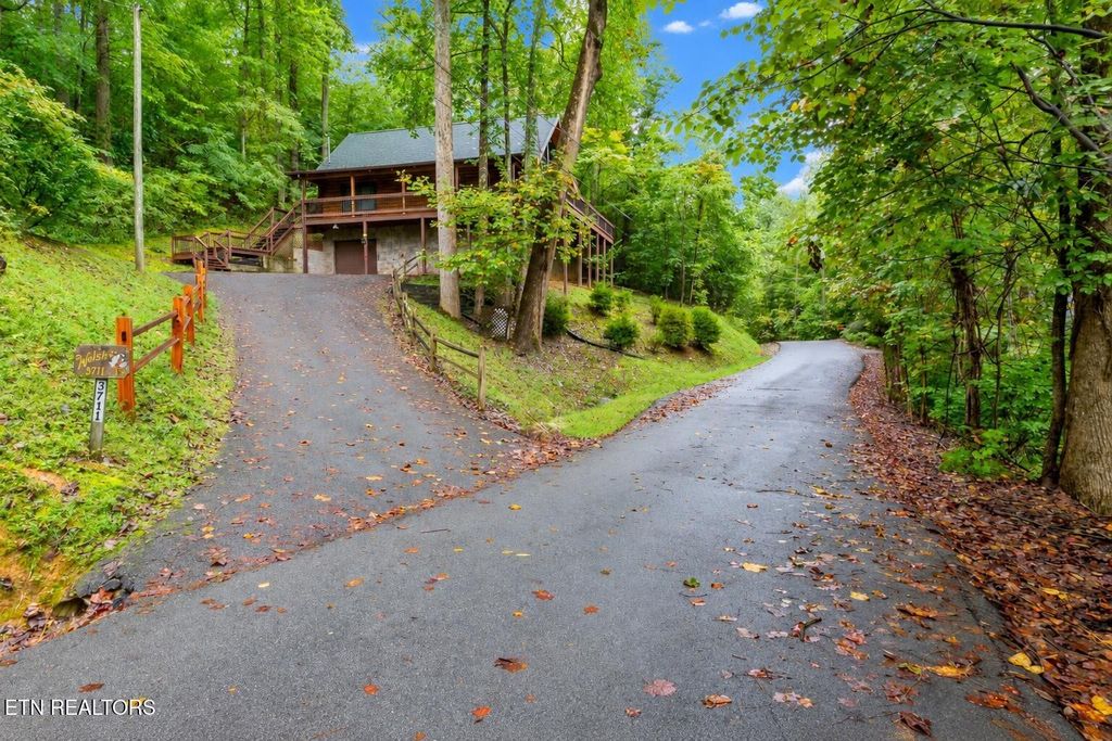 3711 Ginseng Way, Sevierville