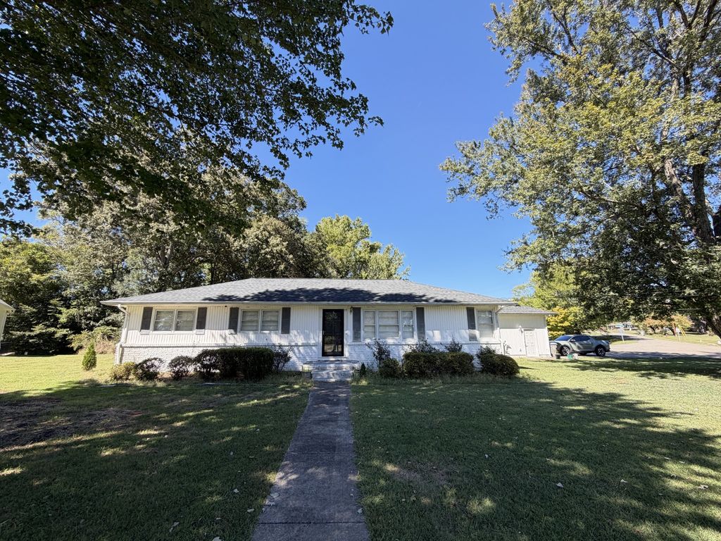 109 Flower Pt, Estill Springs