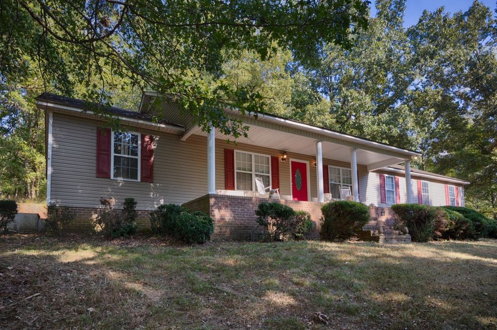 29636 Veto Rd, Elkmont