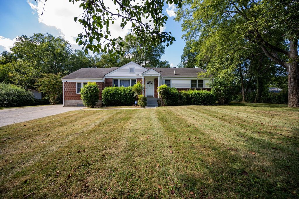 704 Canton Pass, Madison