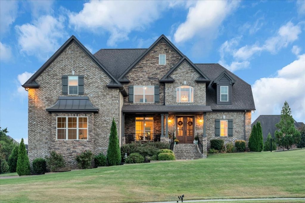 27 Morgan Ln, Lebanon