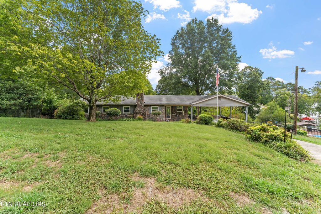 1629 Piney Point Rd, Spring City