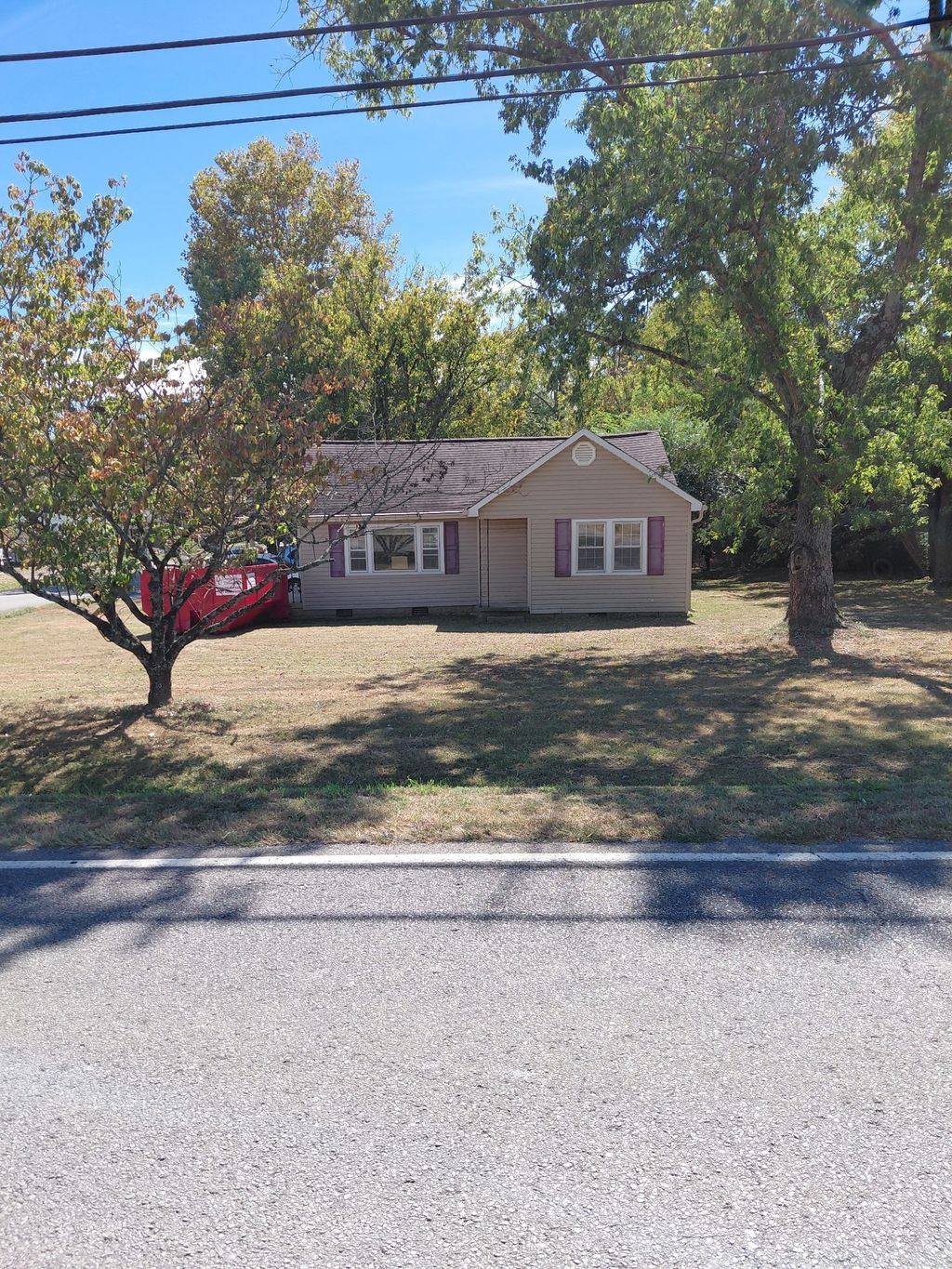 102 Murfreesboro St, Murfreesboro