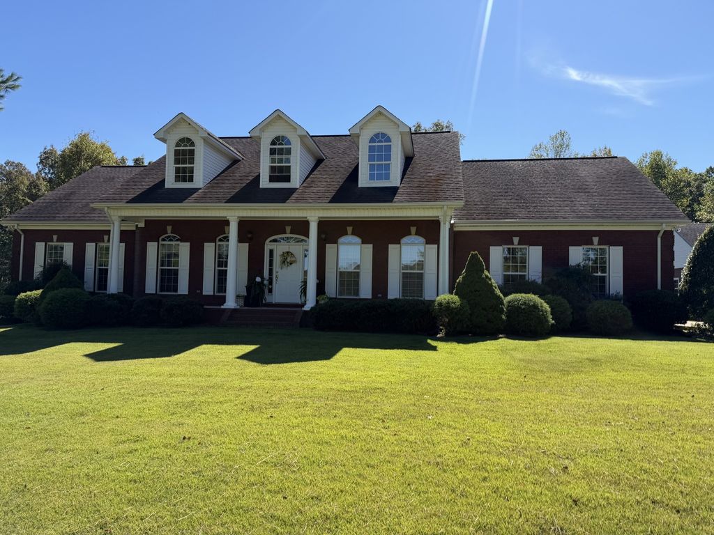 266 Kelsey Dr, Lawrenceburg