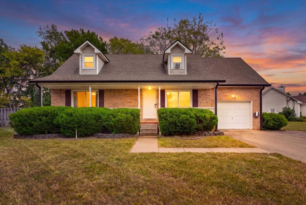 171 Kings Deer Drive, Clarksville