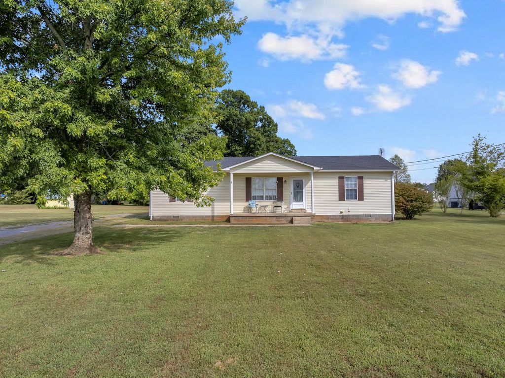 107 Cayenne Rd, Bell Buckle