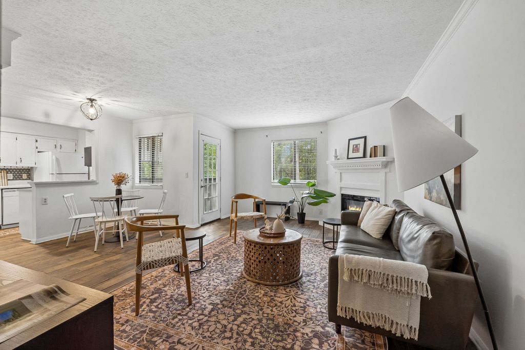 5304 Edmondson Pike 1, Nashville