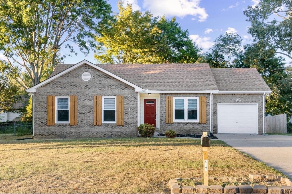 417 Cyprus Ct, Clarksville