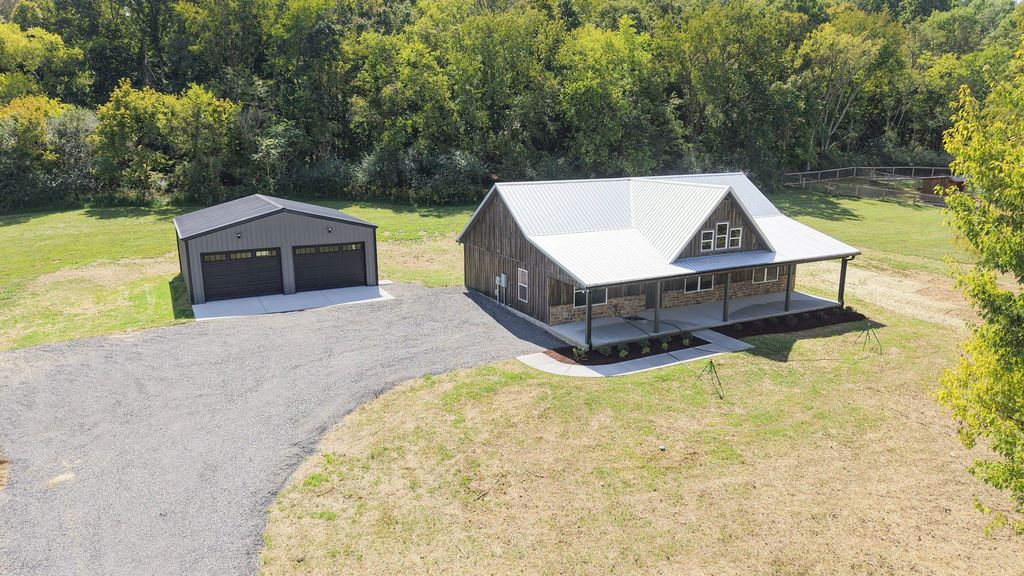 2900 Highway 10, Hartsville