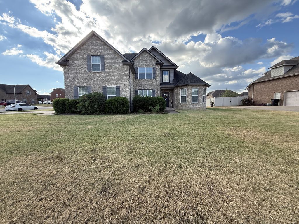 2605 Tellyman Ave, Murfreesboro