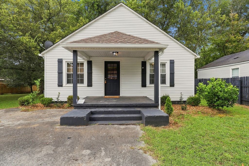 417 Laura Ave, Winchester