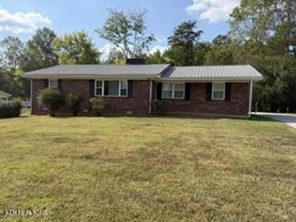126 Tonawanda Tr, Madisonville