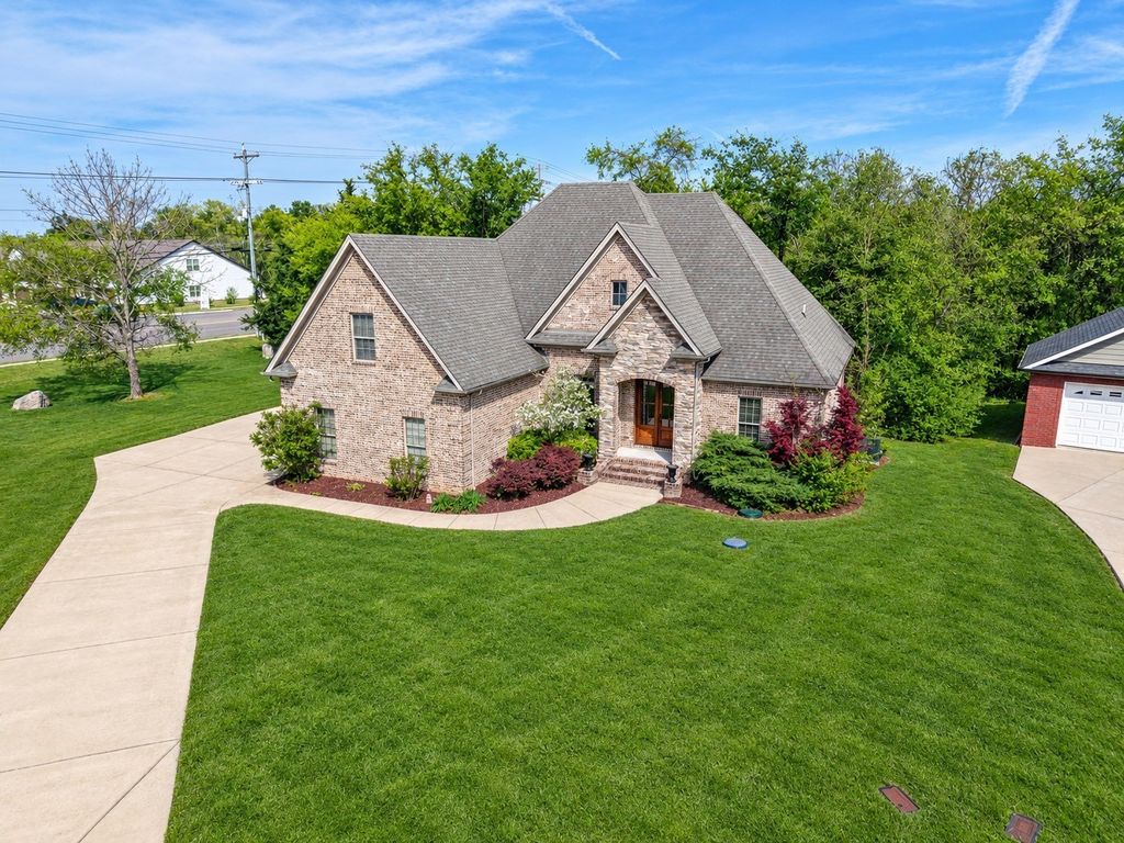 111 Peters Ct, Murfreesboro