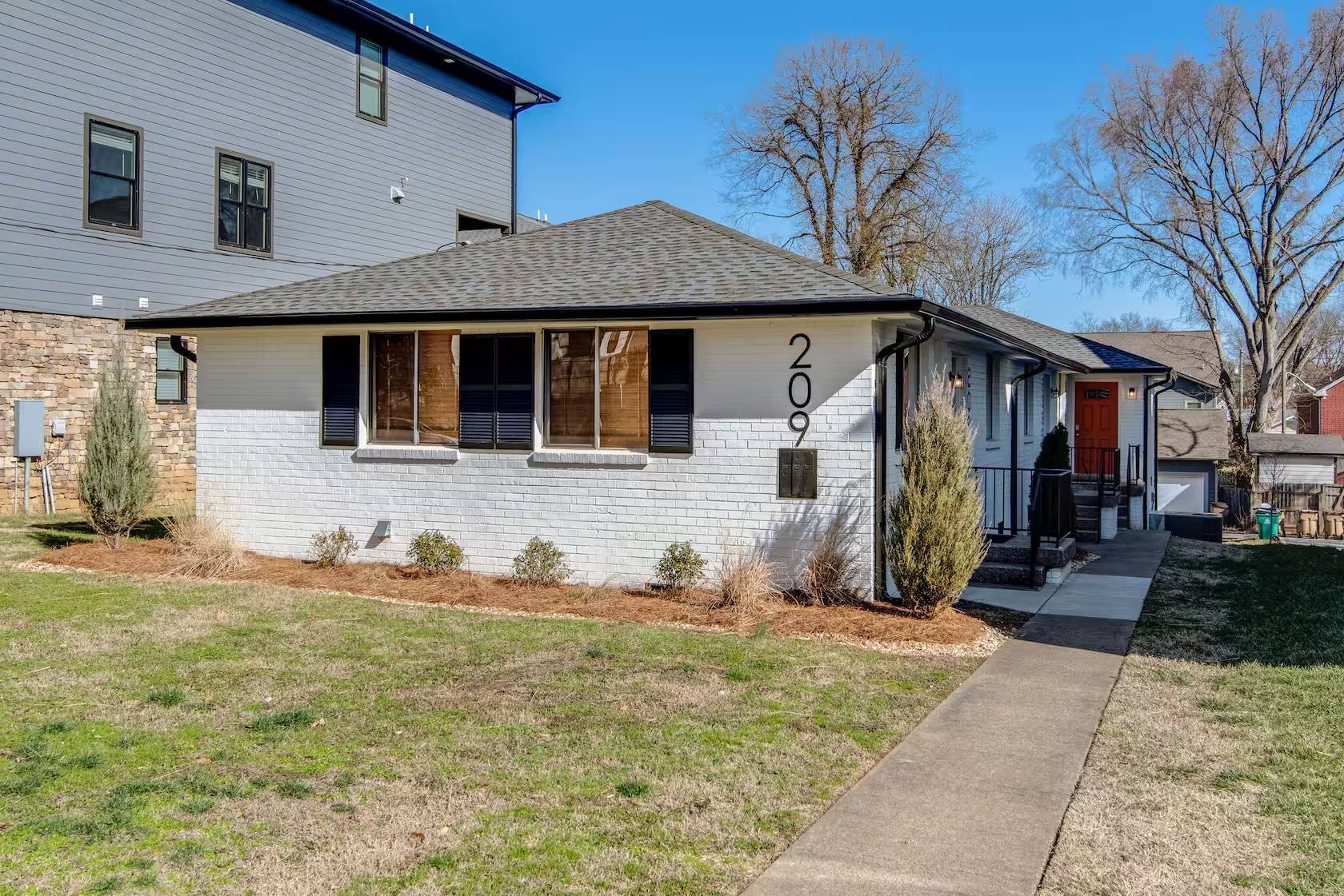 Home for sale in 209 N 9th St Nashville, TN