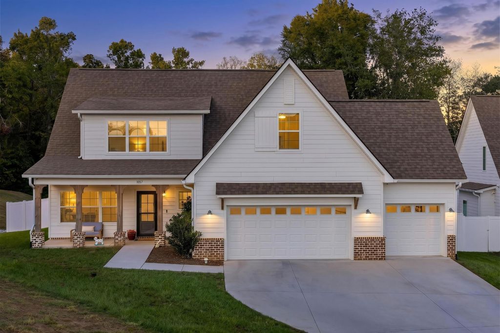 1087 Omaha Circle, Hixson