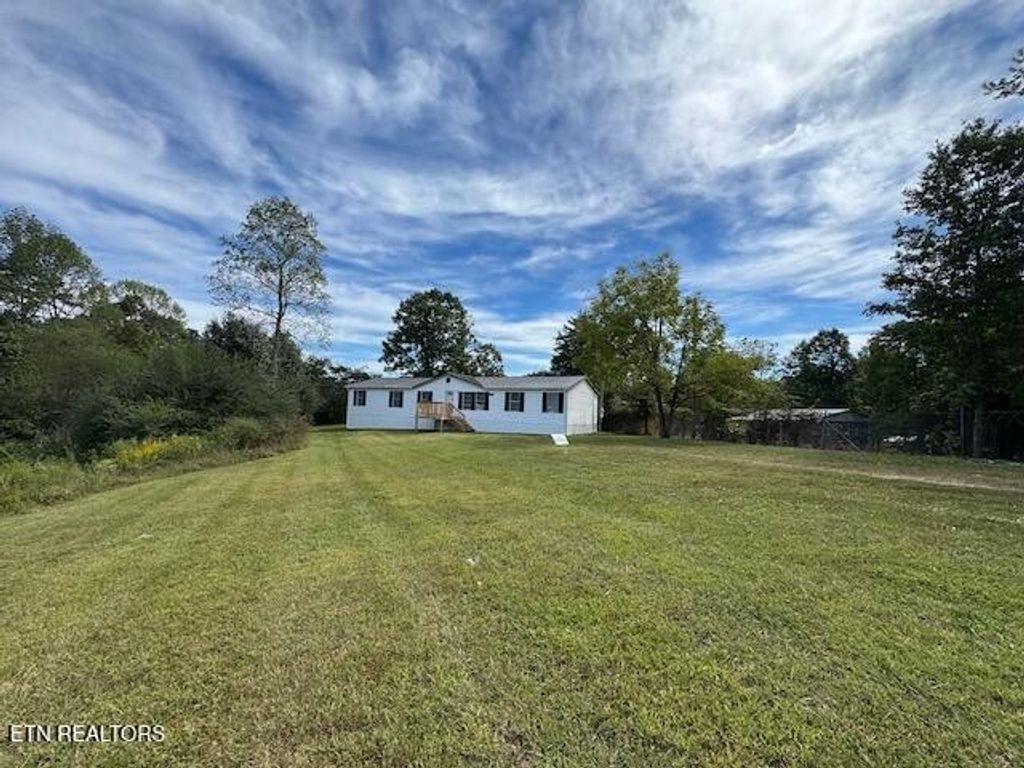 648 Reagan Valley Rd, Tellico Plains