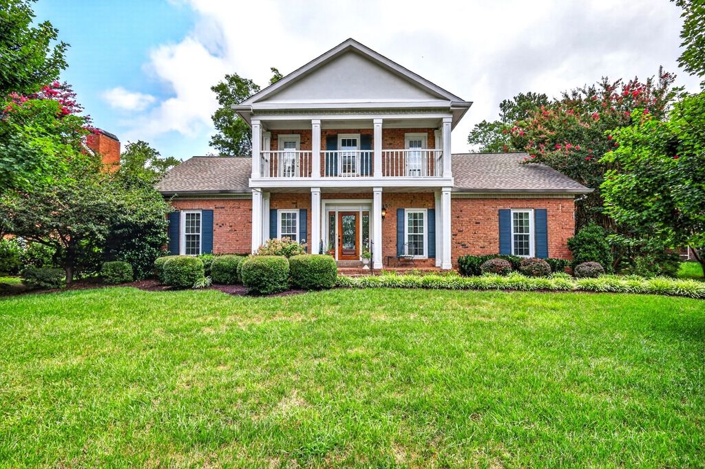 6040 Manor Pl, Brentwood