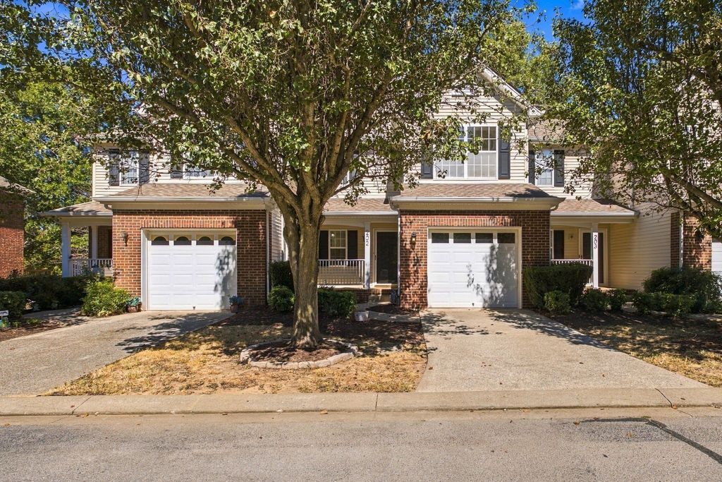 737 Tulip Grove Rd 202, Hermitage