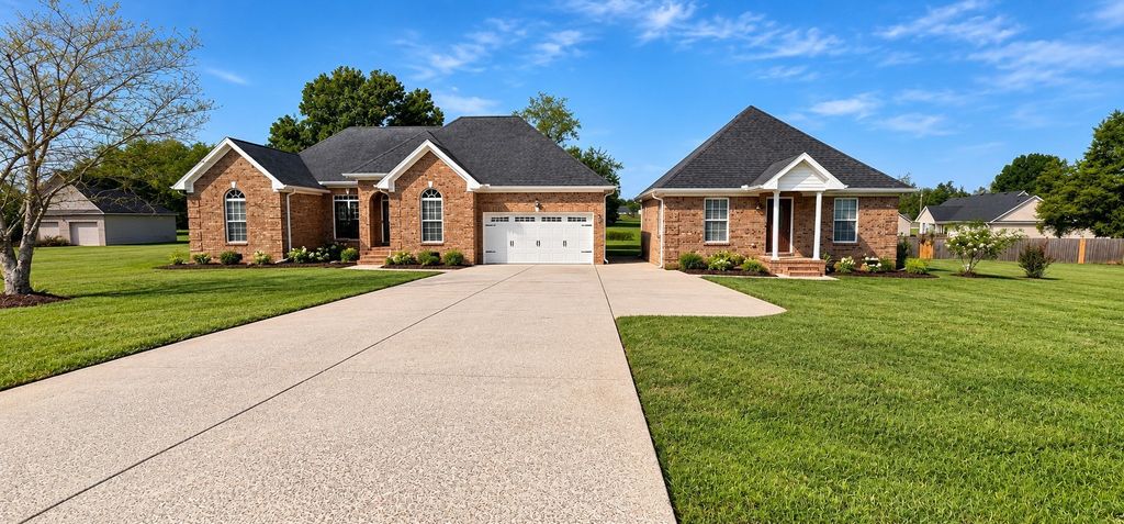 1507 Lindsey Ln, Chapel Hill