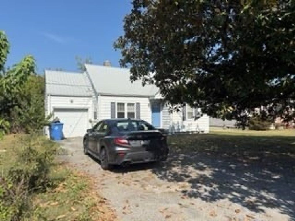 3111 Riverside Dr, Chattanooga