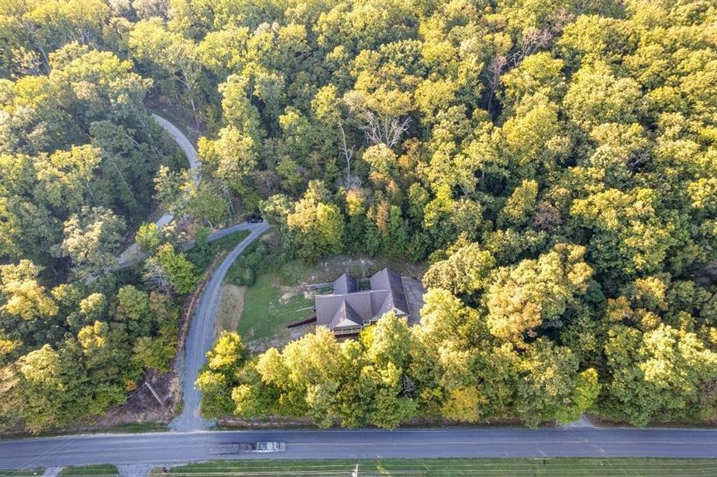 4468 Blue Springs Rd, Cleveland