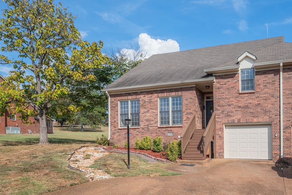 162 Deercrest Cir, Franklin
