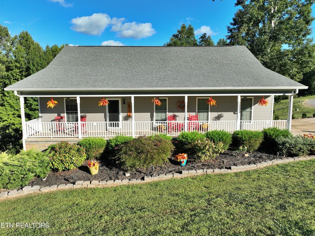385 Hidden Forest Tr, Spring City