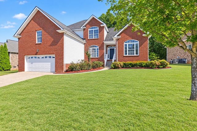 116 Landons Cir, White House