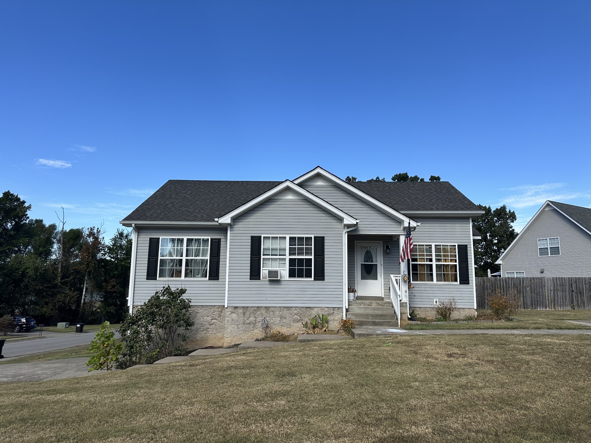 Photo for MLS 3603302 in 1697 Parkside Dr Clarksville, TN - 37042
