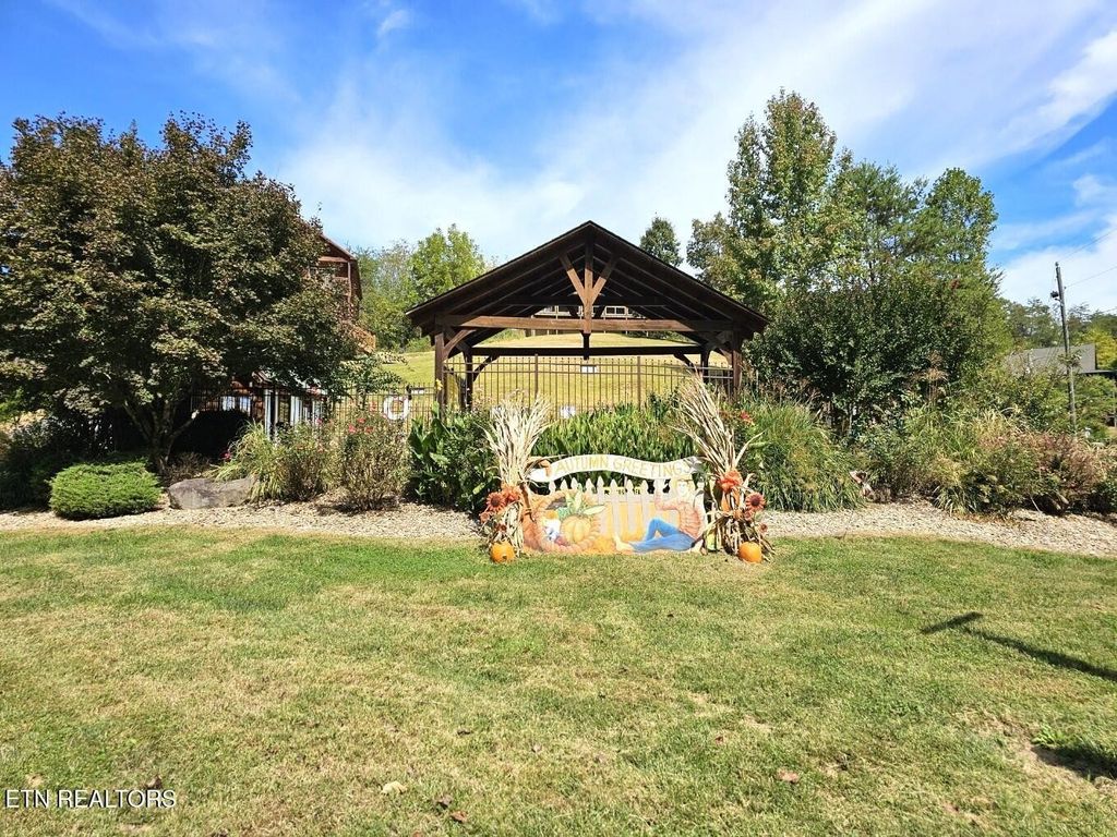 2205 Eagle Feather Drive, Sevierville
