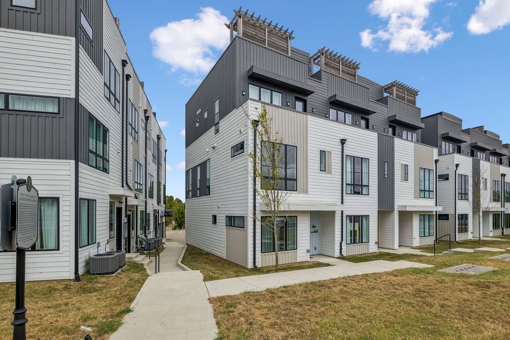1628 County Hospital Rd, Nashville