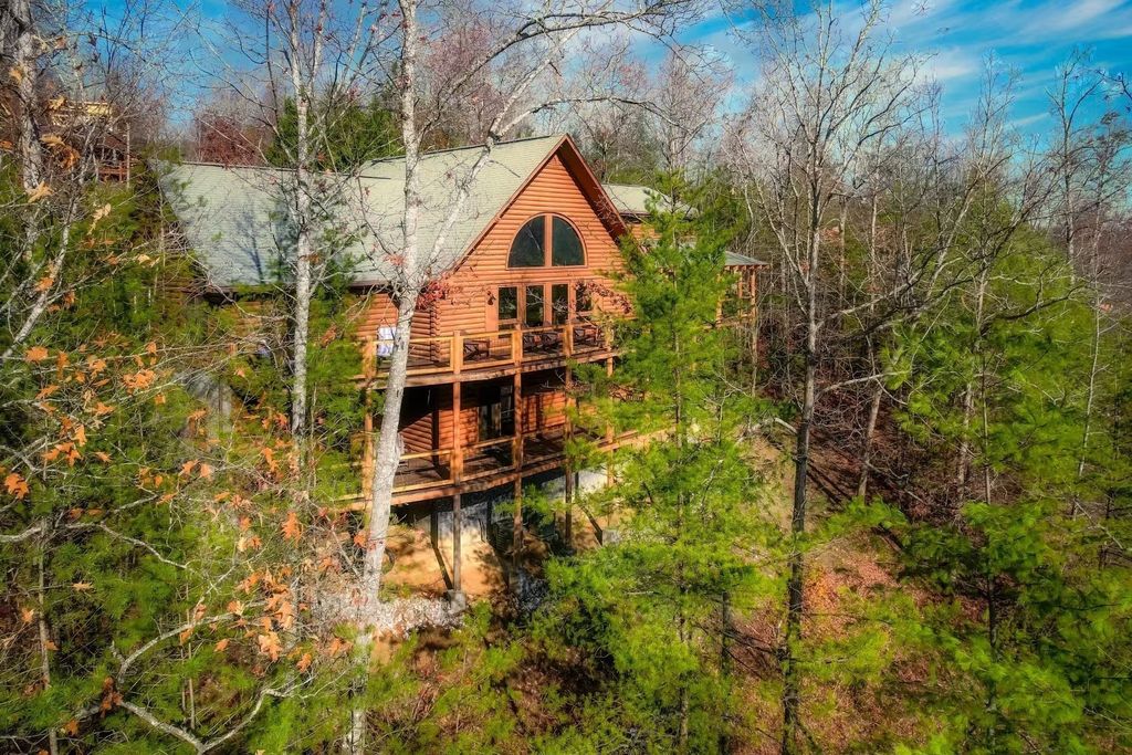 2760 Cedar Falls Way, Sevierville