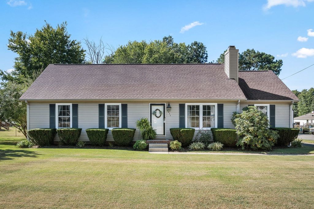 1611 Moore Ct, Rockvale