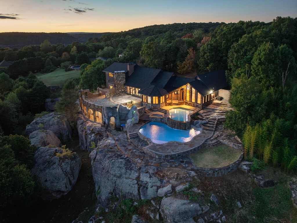 8608 Brow Lake Rd, Soddy Daisy